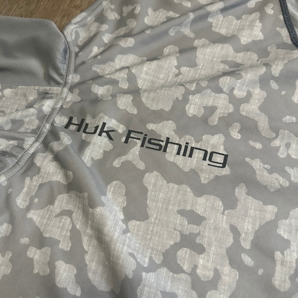 Huk Fishing Mens Grey Camo Performance Hoodie Long Sleeve Sun Shirt Size M - Picture 8 of 9